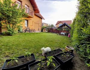 Ház 5 szobák kiadó on Floresti, Zóna Centru