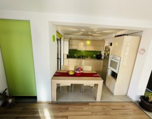 Ház 4 szobák kiadó on Floresti