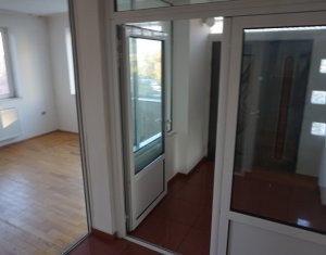 Ház 4 szobák kiadó on Cluj-napoca, Zóna Zorilor