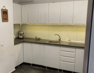 Lakás 3 szobák kiadó on Cluj-napoca, Zóna Manastur