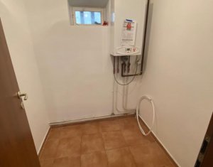 Lakás 4 szobák kiadó on Cluj-napoca, Zóna Centru