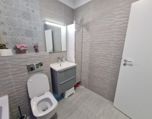 Lakás 3 szobák eladó on Floresti