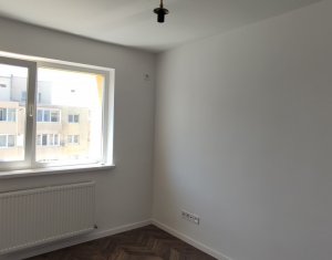 Lakás 3 szobák eladó on Cluj-napoca, Zóna Manastur