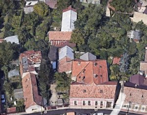 , 600m2 dans Cluj-napoca, zone Centru