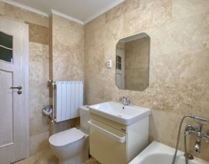 Lakás 4 szobák eladó on Cluj-napoca, Zóna Gheorgheni