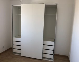 Appartement 3 chambres à louer dans Cluj-napoca, zone Zorilor