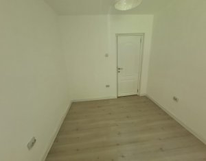 Appartement 3 chambres à vendre dans Cluj-napoca, zone Manastur