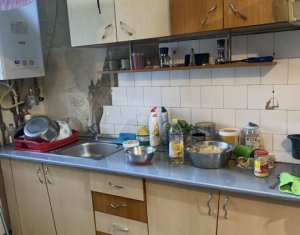 Lakás 4 szobák eladó on Cluj-napoca, Zóna Manastur