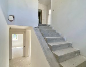 Maison 4 chambres à vendre dans Cluj-napoca, zone Manastur