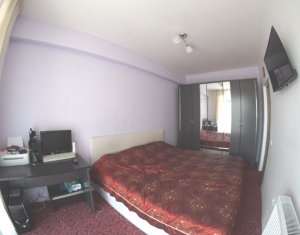 Appartement 3 chambres à vendre dans Baciu, zone Centru