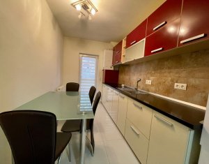 Appartement 3 chambres à vendre dans Floresti
