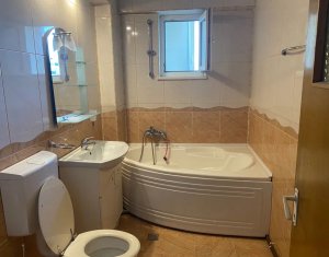 Appartement 4 chambres à vendre dans Cluj-napoca, zone Manastur