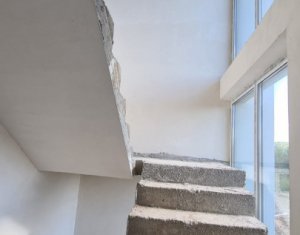 Ház 5 szobák eladó on Floresti