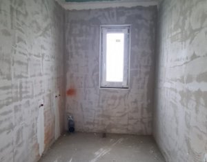 Ház 5 szobák eladó on Floresti