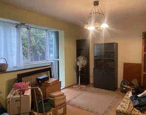 Appartement 3 chambres à vendre dans Cluj-napoca, zone Manastur