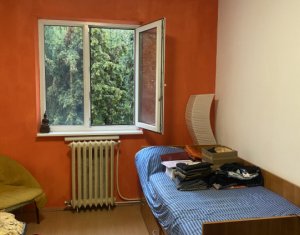 Appartement 3 chambres à vendre dans Cluj-napoca, zone Manastur