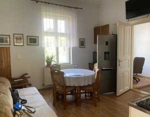 Appartement 4 chambres à vendre dans Cluj-napoca, zone Centru