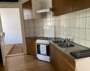 Appartement 4 chambres à vendre dans Cluj-napoca, zone Centru