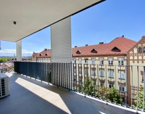 Appartement 3 chambres à louer dans Cluj-napoca, zone Centru