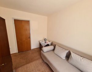 Lakás 3 szobák kiadó on Cluj-napoca, Zóna Manastur