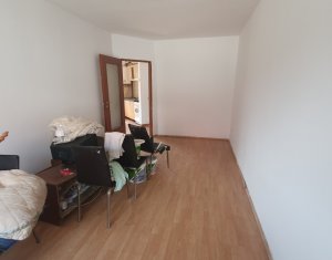 Lakás 2 szobák eladó on Floresti