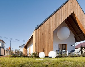 Ház 4 szobák eladó on Salicea