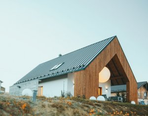 Ház 4 szobák eladó on Salicea