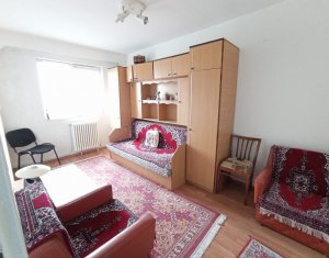 Lakás 3 szobák eladó on Cluj-napoca, Zóna Manastur