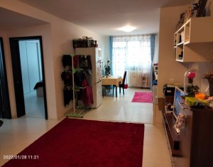 Appartement 3 chambres à vendre dans Floresti