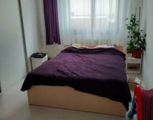 Appartement 3 chambres à vendre dans Floresti