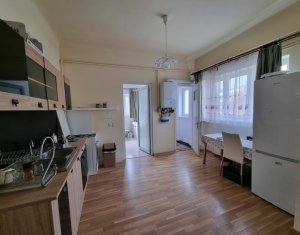 Appartement 3 chambres à vendre dans Cluj-napoca, zone Centru