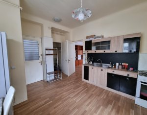 Appartement 3 chambres à vendre dans Cluj-napoca, zone Centru
