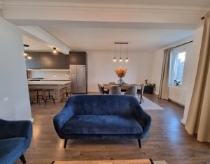 Maison 4 chambres à vendre dans Cluj-napoca, zone Iris