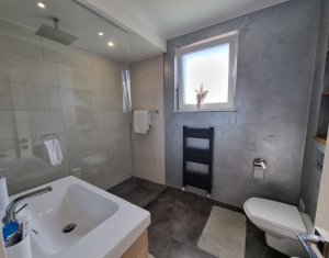 Maison 4 chambres à vendre dans Cluj-napoca, zone Iris
