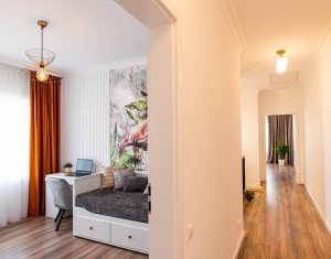 Ház 4 szobák eladó on Floresti