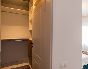 Ház 4 szobák eladó on Floresti