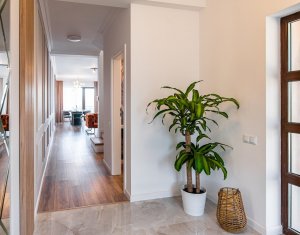 Ház 4 szobák eladó on Floresti