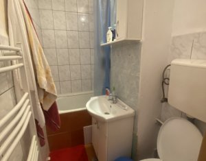 Lakás 4 szobák eladó on Cluj-napoca, Zóna Manastur