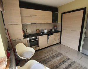 Appartement 3 chambres à louer dans Floresti