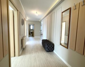 Appartement 4 chambres à vendre dans Cluj-napoca, zone Zorilor