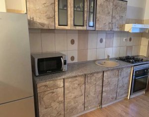 Appartement 3 chambres à louer dans Cluj-napoca, zone Zorilor