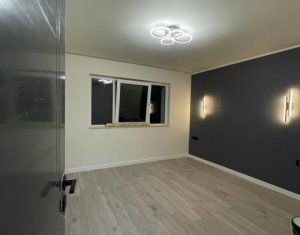 Appartement 3 chambres à vendre dans Cluj-napoca, zone Intre Lacuri