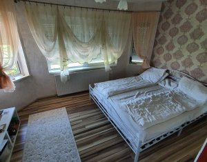 Ház 4 szobák eladó on Floresti