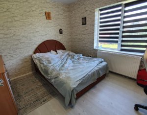 Ház 4 szobák eladó on Floresti