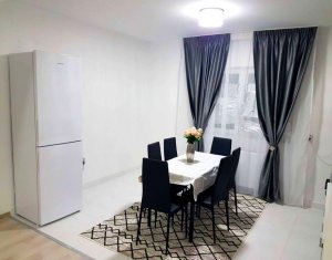 Maison 4 chambres à vendre dans Floresti