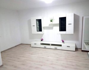 Maison 4 chambres à vendre dans Floresti