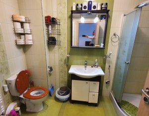 Appartement 3 chambres à louer dans Floresti