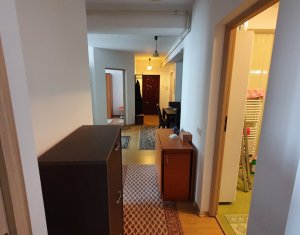 Appartement 3 chambres à louer dans Floresti