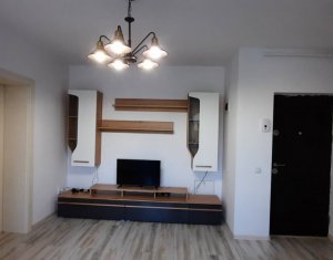 Lakás 3 szobák kiadó on Floresti