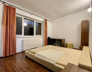 Lakás 5 szobák kiadó on Cluj-napoca, Zóna Centru